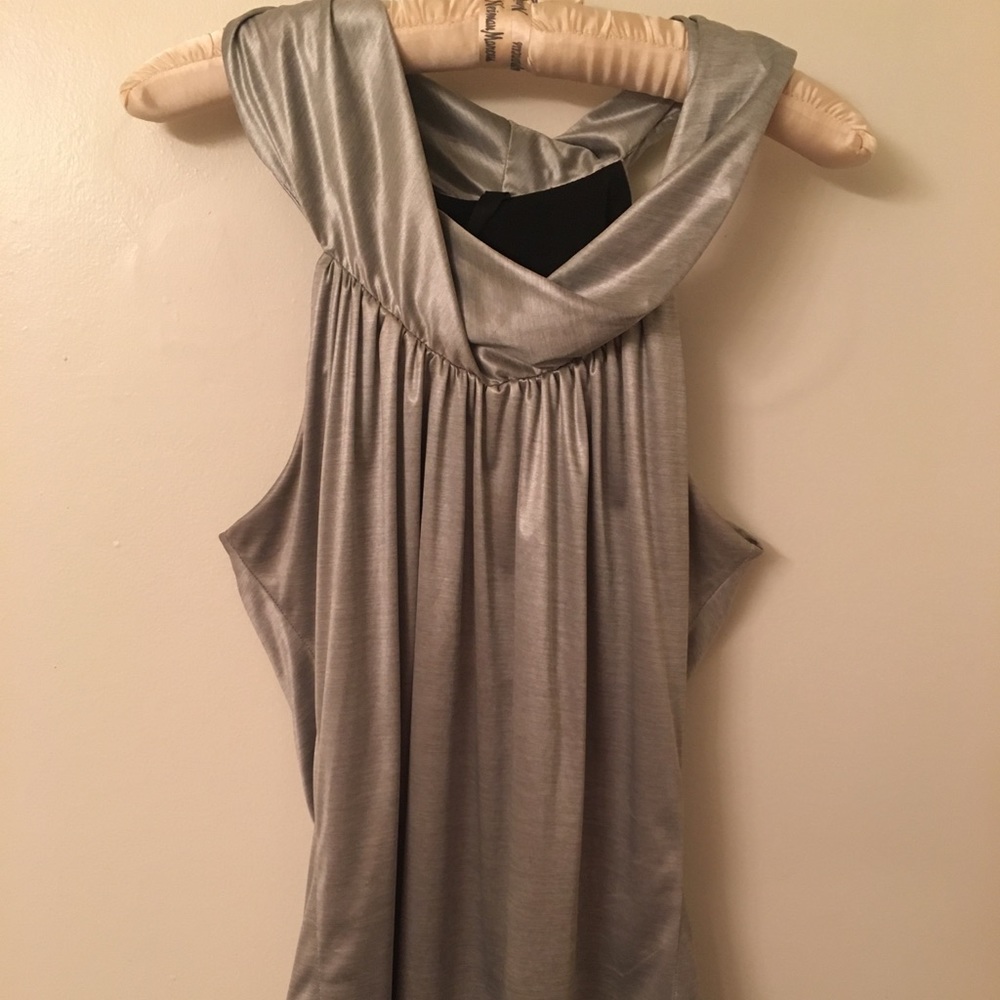 NWOT Poleci silver tank, sz. S